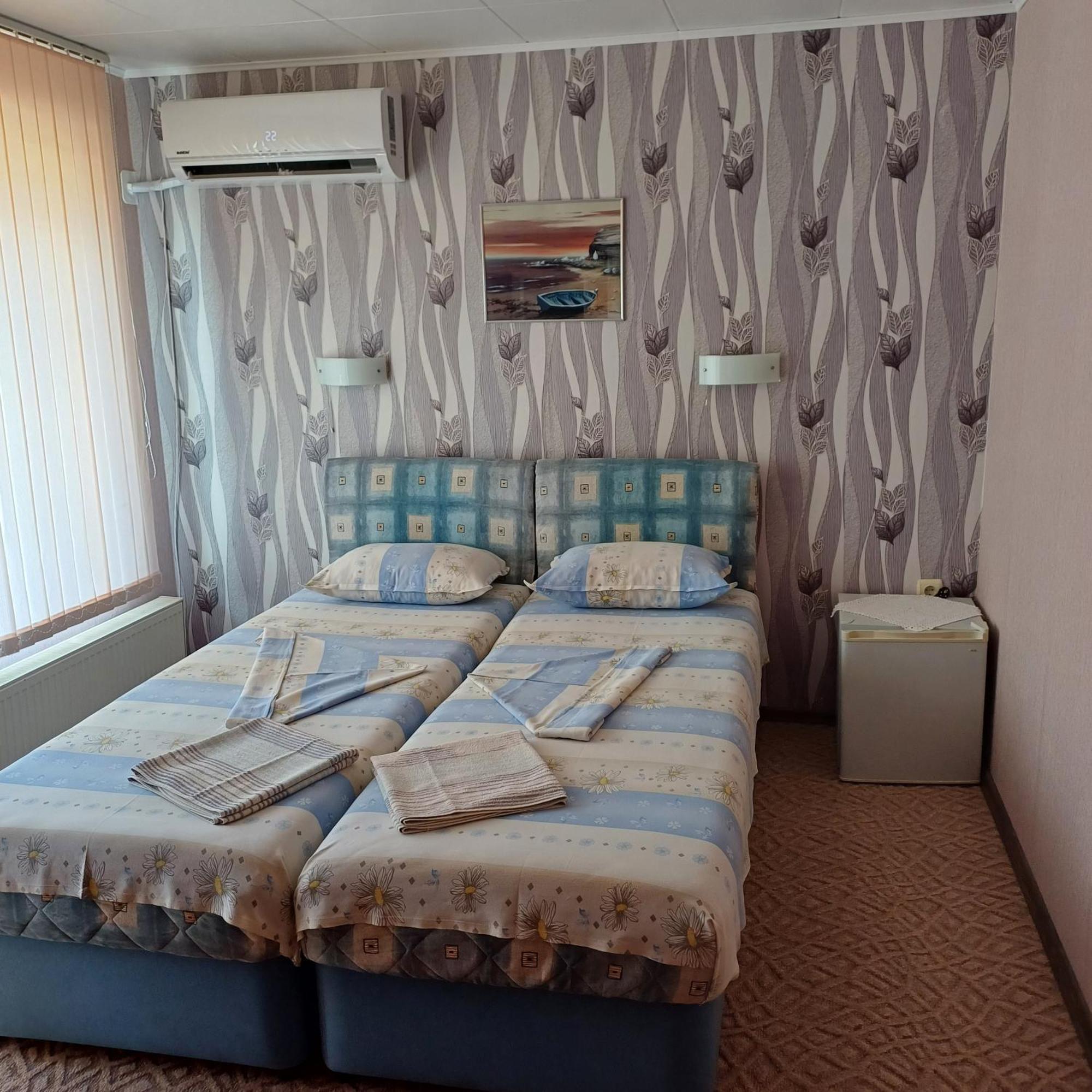 Enjoy Guest House Golden Sands Exteriör bild